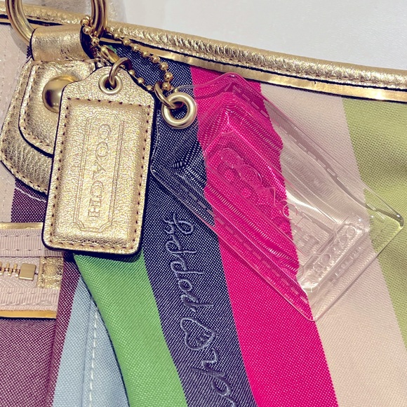 COACH Poppy Sequin Stripe Rocker NWT - Picture 5 of 14